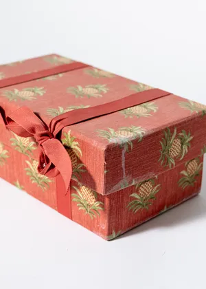 Mauve Linen Gift box with pineapples printed on it