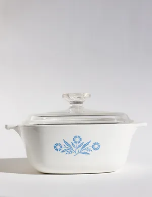 CORNING WARE P-1 Square Dish With Lid, Cornflower Blue Pattern