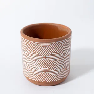 Small Terecotta Aztek detail flower pot - 3.5