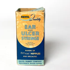 Vintage #526 Small Ear + Ulcer Syringe 