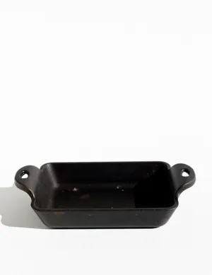 Lodge HMSRC Heat Enhanced and Seasoned Cast Iron Rectangular Mini Server