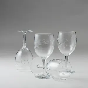  Princess House Etched Wine Glass - 6.75