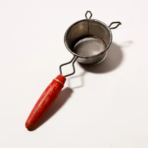 Vintage Red Handle Wire Mesh Kitchen Sugar Sifter Patina