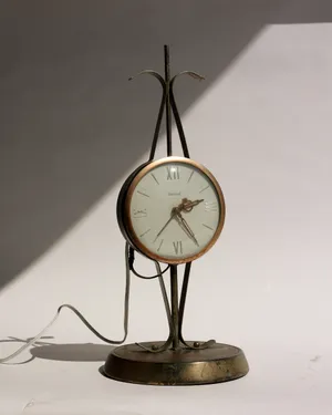 Vintage United Electric Mantel Clock Brass