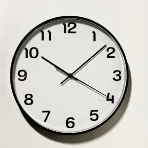 Minimalist Modern Black Round Analog Wall Clock