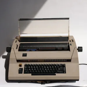 Vintage IBM Select Electric 2 Typewriter Not Working