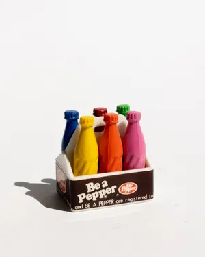 Vintage 1982 Dr Pepper Miniature 6-pack of Bottle Shaped Crayons. Souvenir Texas, Waco, Shadowbox