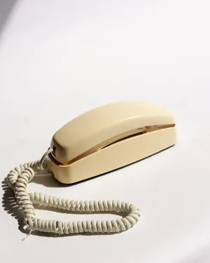 Vintage AT&T Trimline 210 Push Button Phone Beige Short Handset Cord