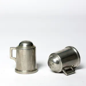Kitchen Salt and Pepper: Vintage Pewter Salt and Pepper Shaker with Handles - 2