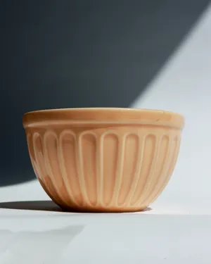 Light Orange Soup or Cereal Bowl Vertical Ribs Ribbing, Rib