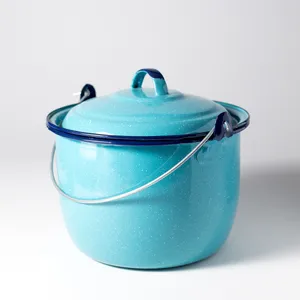 Enamel Convex Kettle Pot 3 three quart / Olla Peltre Convexa