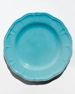 Antique Turquoise scalloped dinner plate
