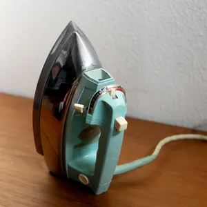 Vintage Antique SunBean Tiffany Blue Clothes Iron with fabric cord
