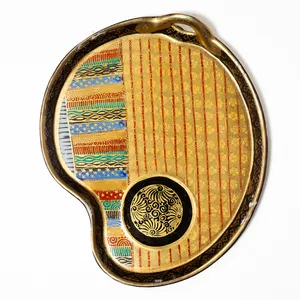 Thousand Faces Snack Plate handle Japan Asian, painter palate shape - 7.25
