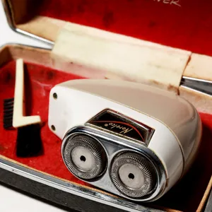 Vintage Norelco Speed Shaver Chrome Electric Razor Set