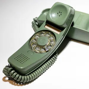1980 Vintage ITT Retro Avocado Green Rotary Dial Telephone NIB