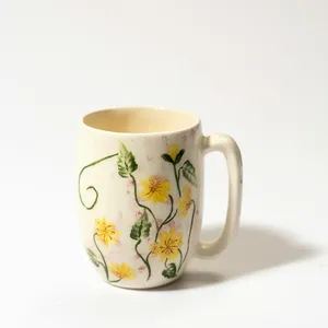 Single Coffee mug with hand painted yellow flowers - 4