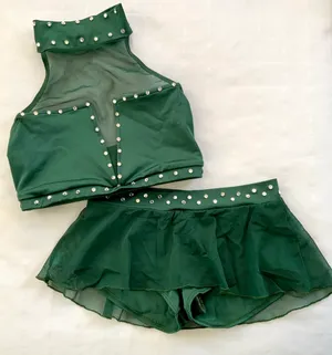 Custom Linuep sm top/XS skirt Hunter green