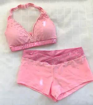 Custom Pink/metallic band sm top/med shorts