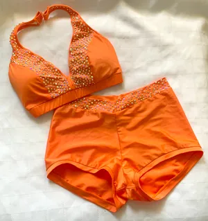 Custom orange midrise Medium
