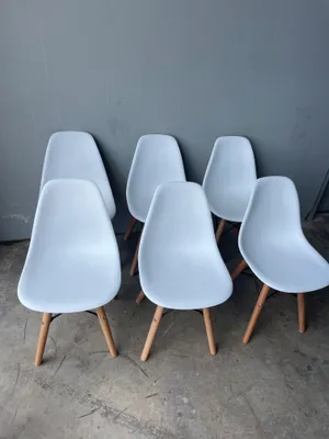 Kids chairs (White and wooden)