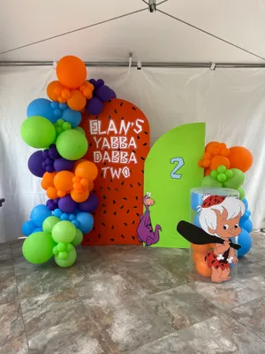 Custom double arch backdrop (BACKDROP/PICTURE AREA)