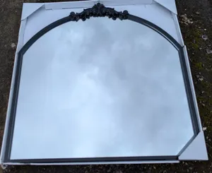 M11 black arch mirror 28x28