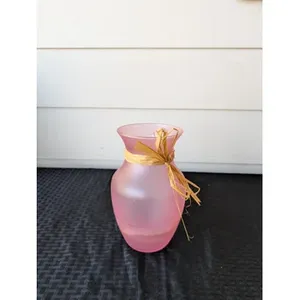 V11 Pink Vase