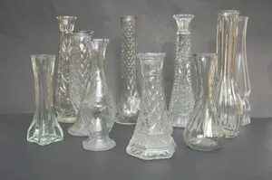 V7 assorted clear glass vase
