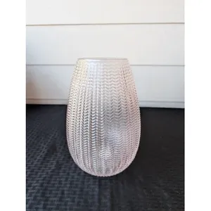 V19 Blush textured vase