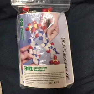 Models-DNA Discovery Kit