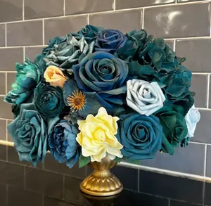 Ling's Moment Teal Flower Ball Centerpiece