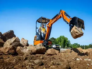 Hitachi ZX17U-5A Mini Excavator – 1.7 Tonne