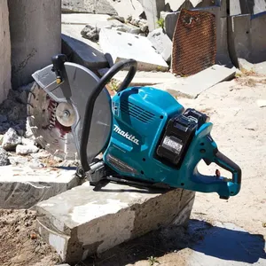 Cordless Demo Saw - Makita 80V CE001G