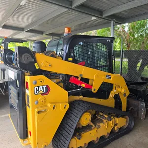 CAT 249D3 Compact Track Loader – 4-in-1 Bucket Included
