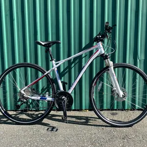 Mountain Bike - GT - Medium Frame