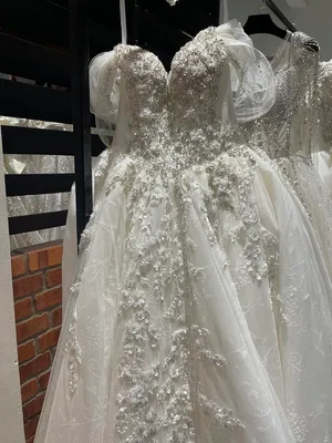 S05AAT 1452 Premium Ball gown off shoulder Yumi