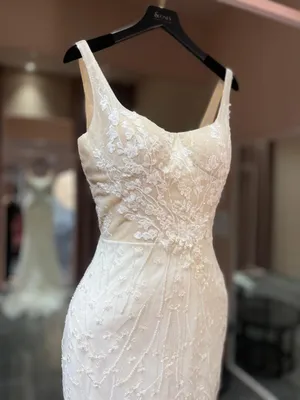 S05AAT 1297 Square neck mermaid champagne
