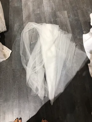 S05AAT 0794 - Jasmine floor length bling veil
