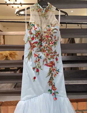 S05AAT 1582 modern cheongsam Light blue red birds and flowers embroidery tulle