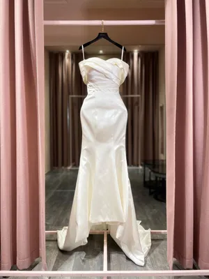 0835 - Livia pearl white off shoulder satin