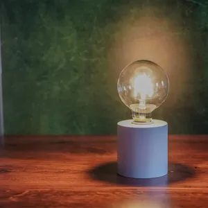 Thomas Table Lamp