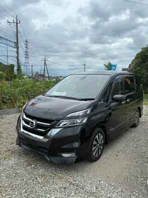 Nissan Serena 2017