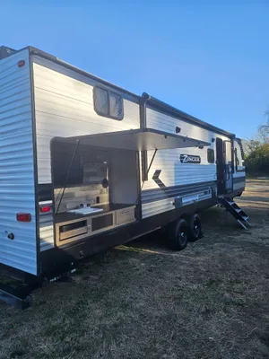 Zinger Camper