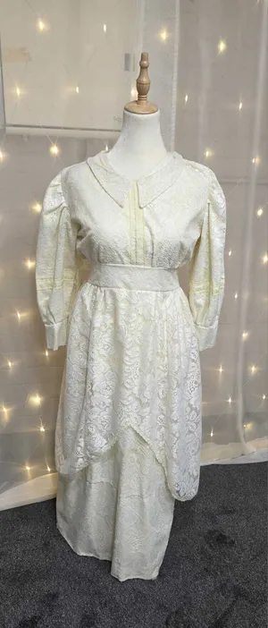 Lemon Yellow Full Lace Dress – Size 10-12