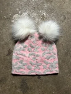 One size: Jocelyn (Pink, grey, with white tips)