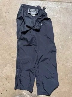 L: Oshkosh Skiwear (Black)