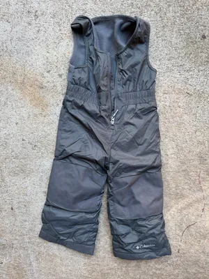2T: Columbia, Grey