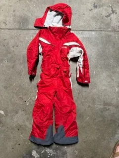 2/3T: Trespass (Red w/white)