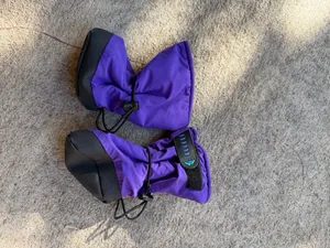 Infant: Molehill , Shoe covers - Purple & Black